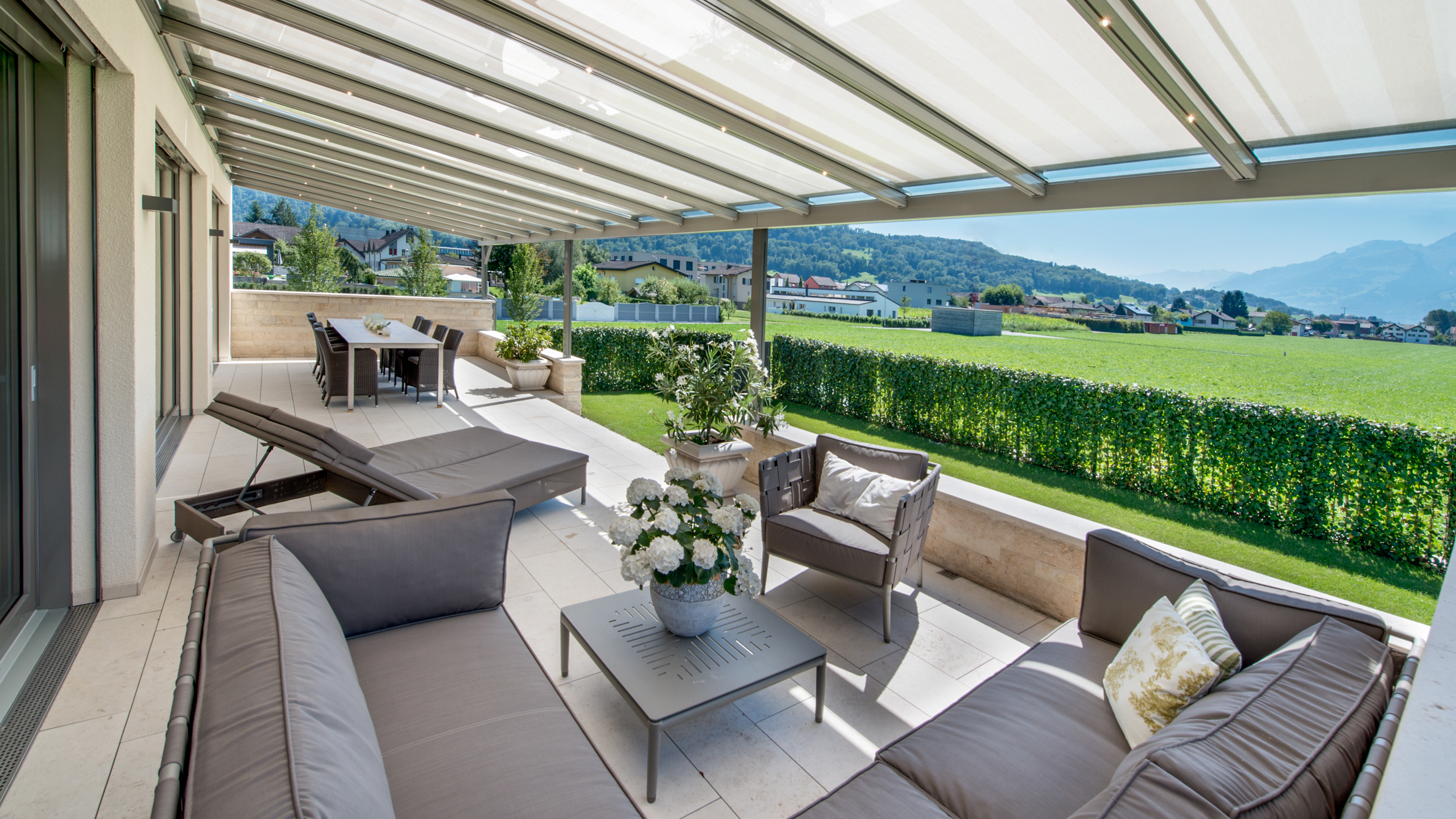 Schutz und Komfort <br><em>draussen und drinnen</em>